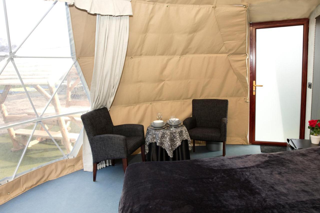 Hotel Costa Kabrita Huijbergen Exteriér fotografie